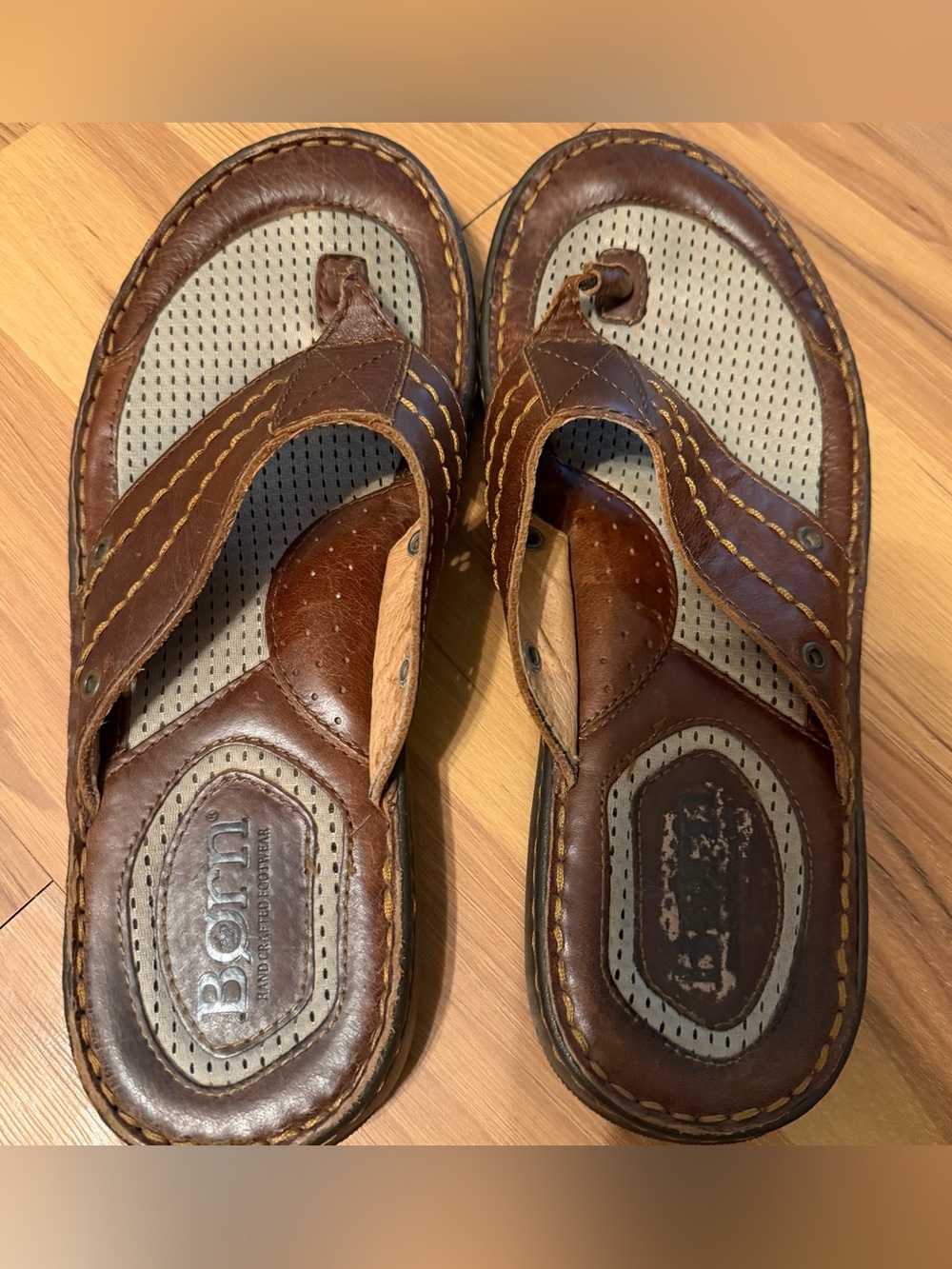 Born Jonah Men’s Leather Thong Sandals Sz 11M